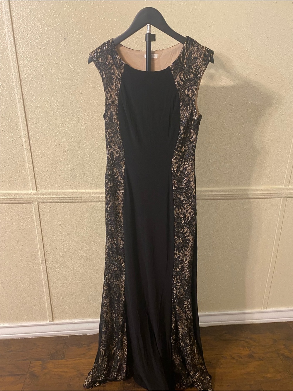Cache Black and Nude Lace Maxi Gown